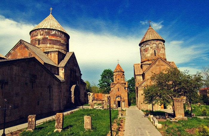 tsaghkadzor-armenia-kecharis.jpg