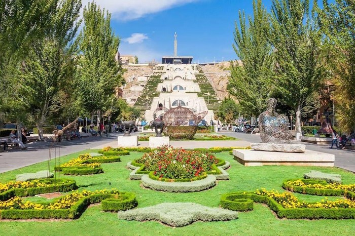 cascade-yerevan-NORTH-AVE.jpg