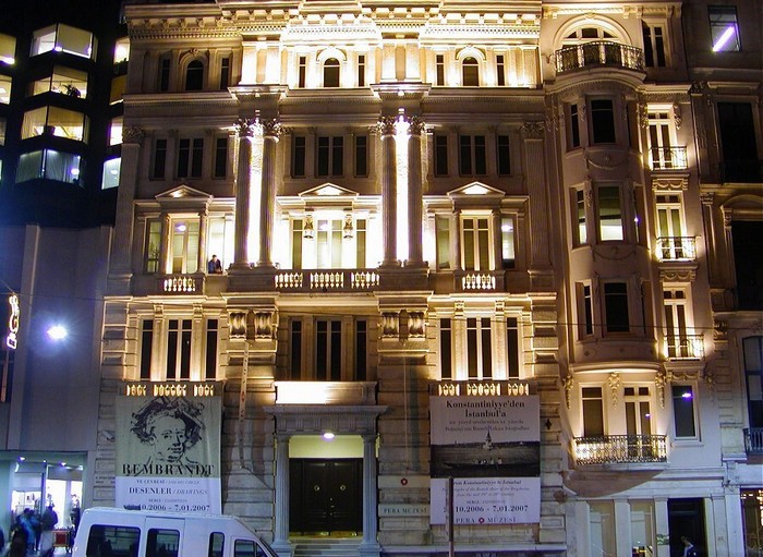 where-is-pera-musem-in-istanbul.jpg