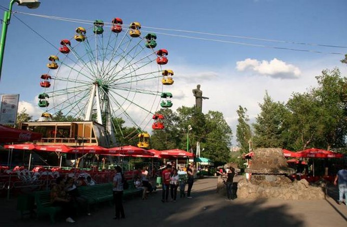 victory-park-armenia.jpg