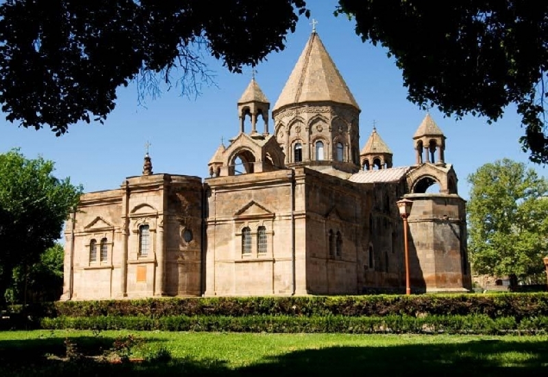 etchmiadzin-cathedral.jpg