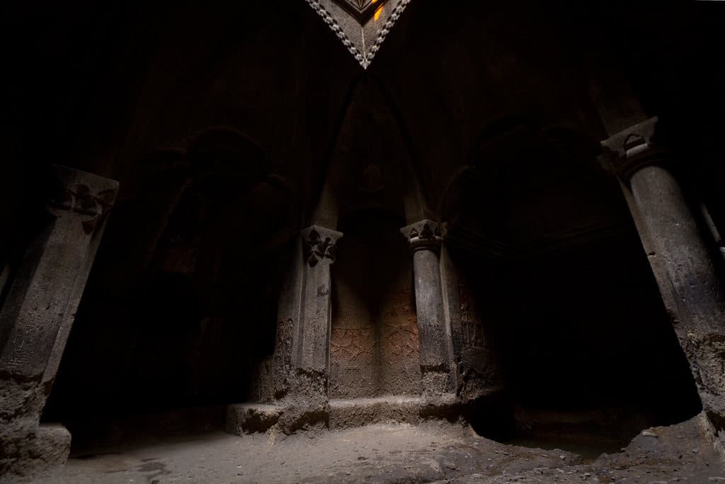 Geghard-monastery-Garni-4.jpg