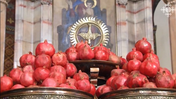 pomegranate-in-armenian-culture.jpg