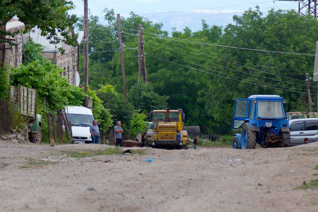 Village-on-the-way-to-Tatev-4.jpg