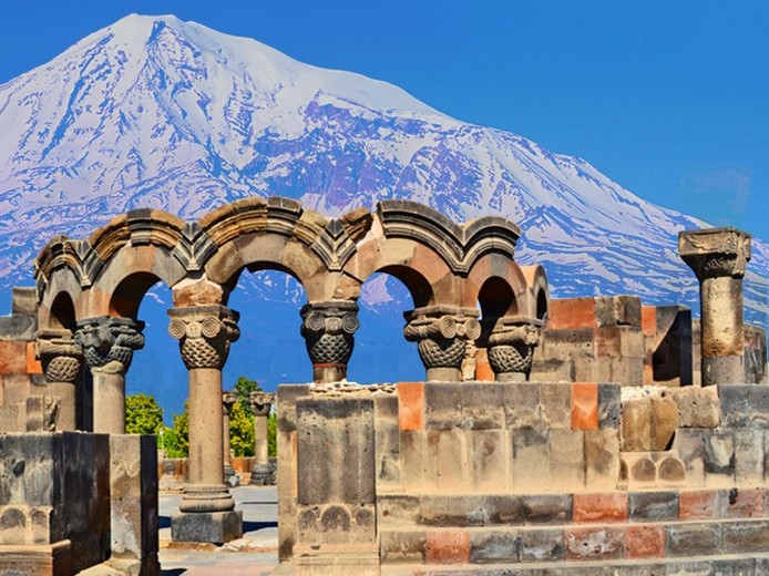 Zvartnots-Monastery-in-Armenia.jpg