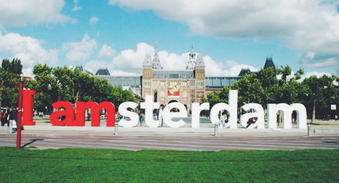 I-Am-Amsterdam-Red-White-1170x633.jpg