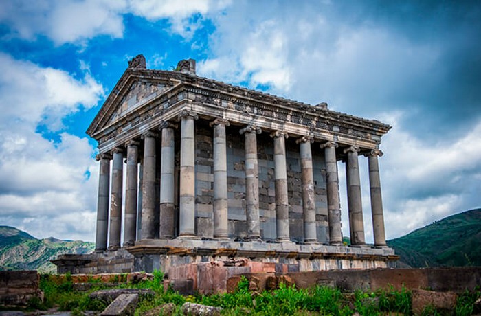 garni-temple-armenia-yeravan1.jpg