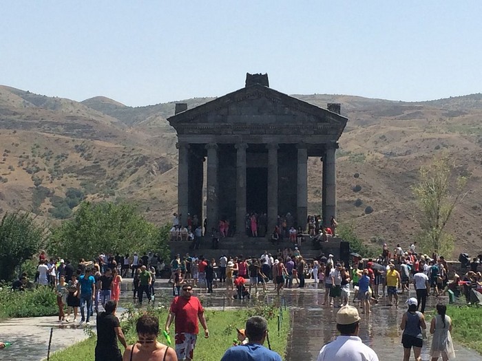 vardavar-temple-of-garni.jpg